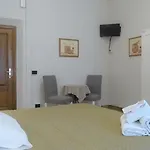 Oda ve Kahvaltı Melody House 3*