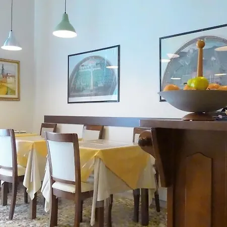 Melody House 3* Florencja