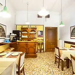 Melody House Alojamento de Acomodação e Pequeno-almoço 3*